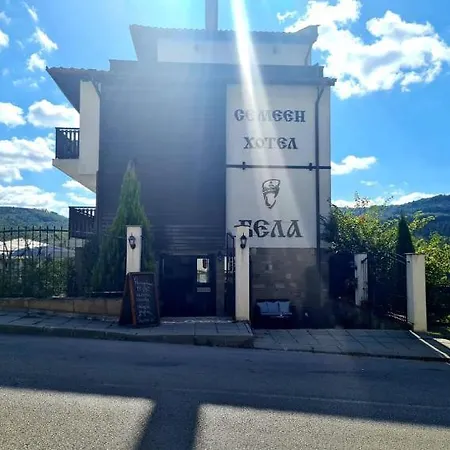 Family Bela Szálloda 3*