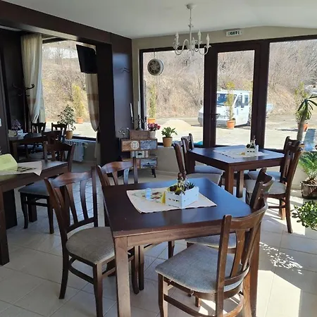 Hotel Family Bela 3*