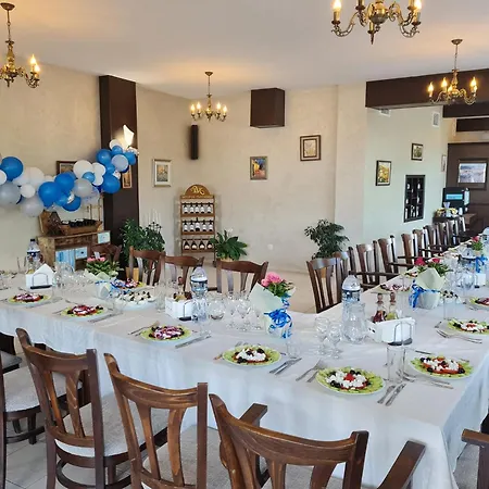Szálloda Family Bela Trjavna